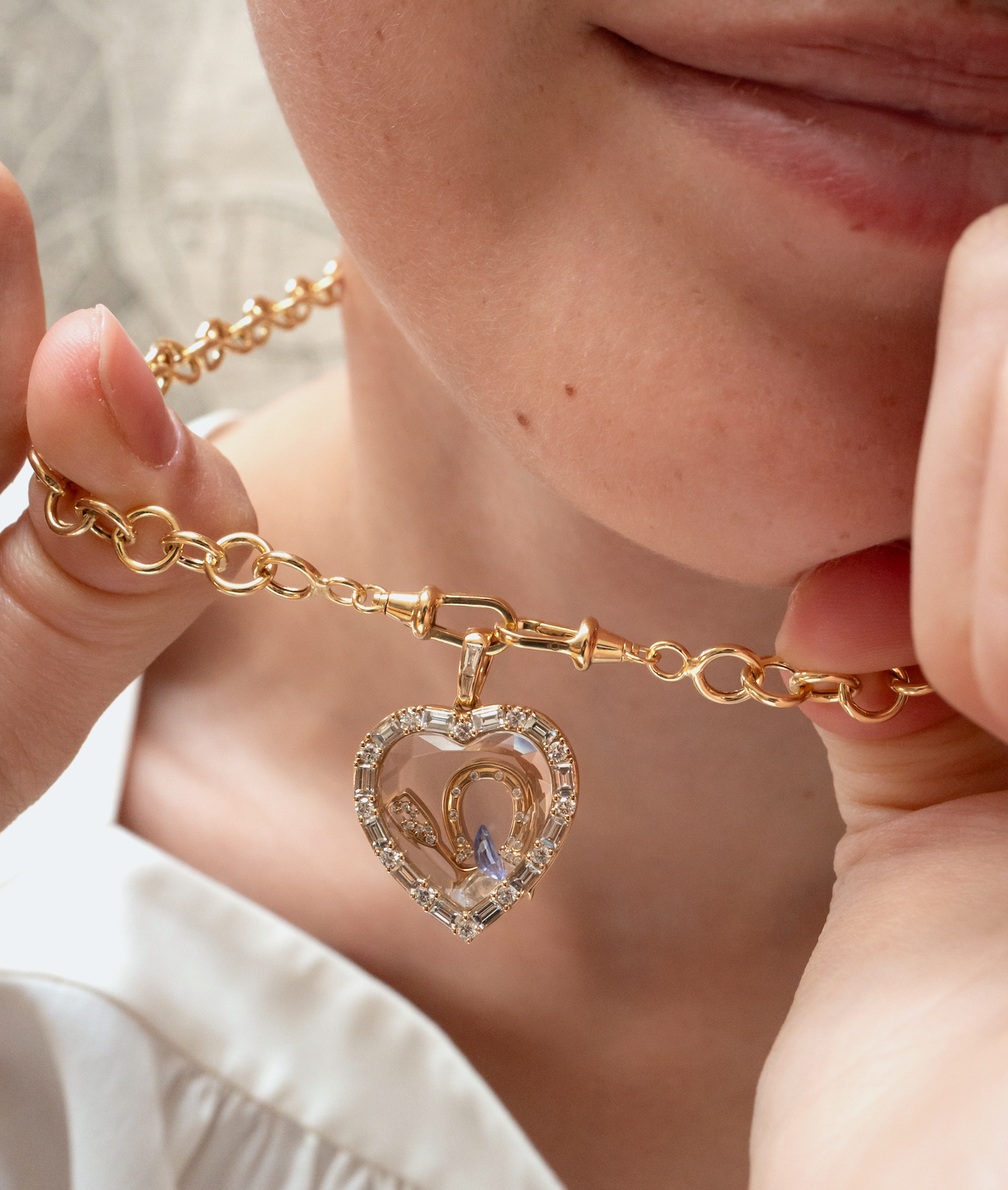 Amour Diamond Heart Gold Locket 18k