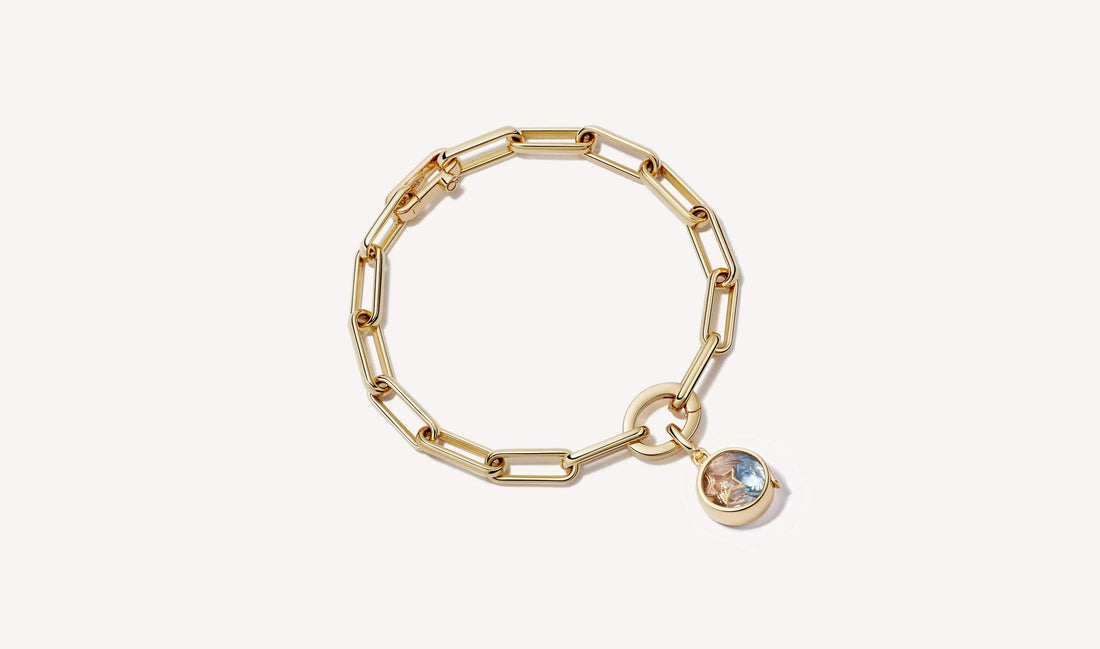 Single Round Locket Link Bracelet 14k